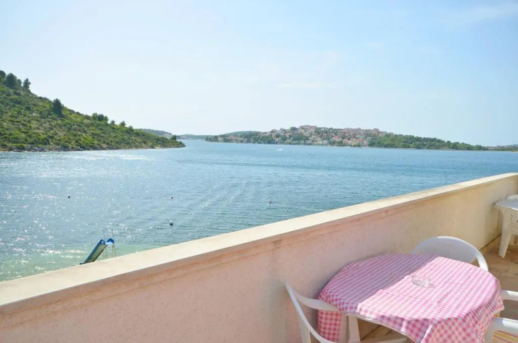 Apartments Sinisa