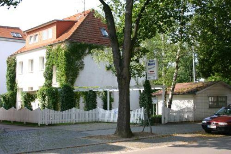 Apart Hotel & Pension Taucha