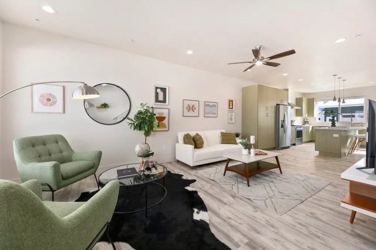 938 Jerome St Unit 2
