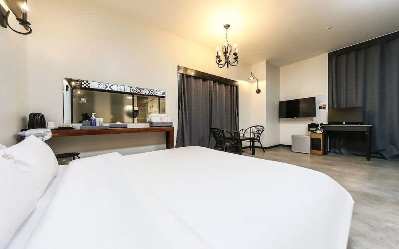 Guest rooms