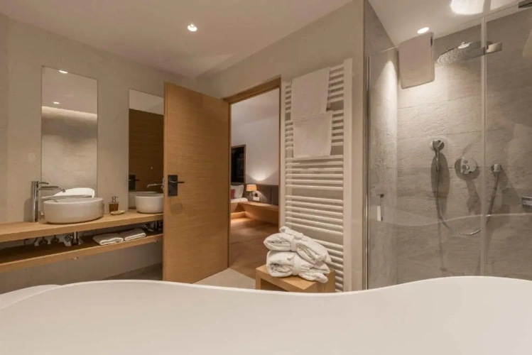 Junior Suite with balcony and with view