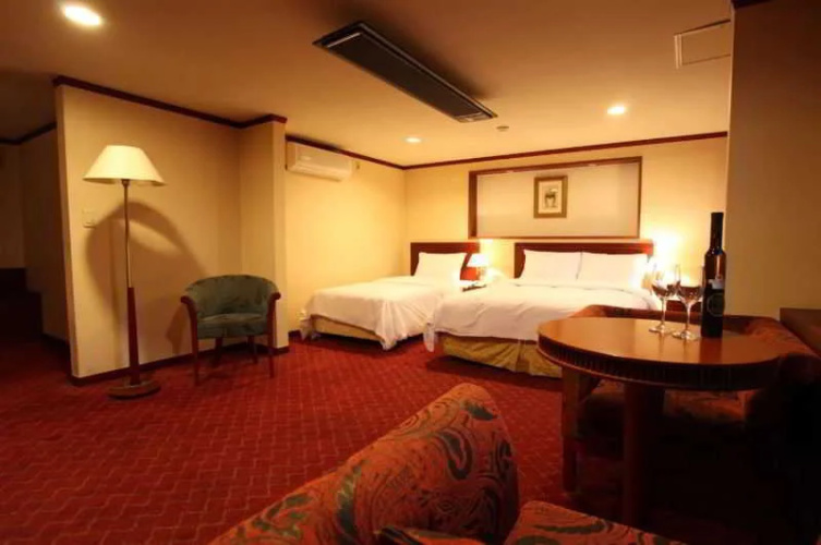 Central Tourist Hotel