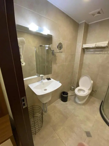 crystal residence 628