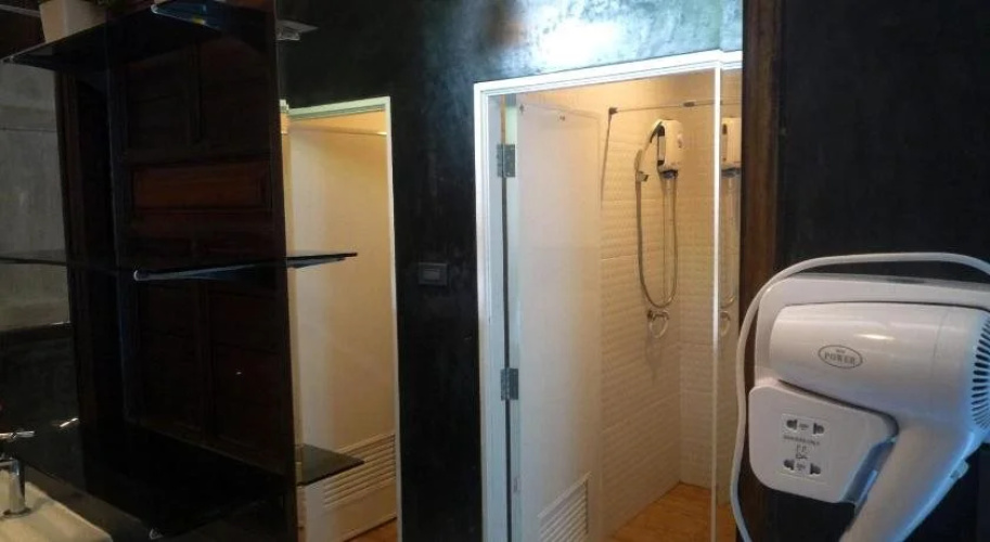 Noom Guesthouse
