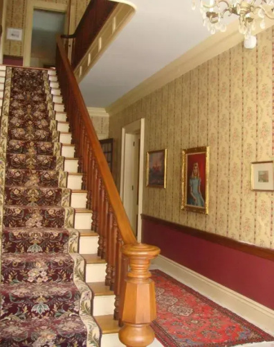 Antique Mansion B&B
