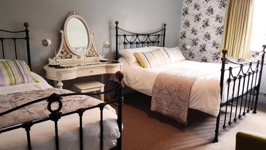 Classic Triple room