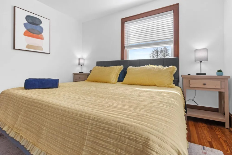 Riverfront Kayaks Bay Access Sleeps 15