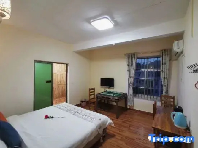 Sijihai Hostel