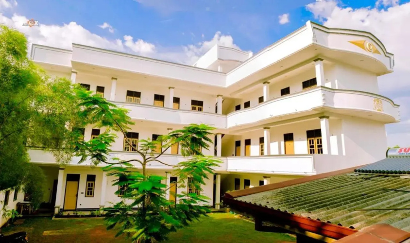 Sevenday Hotel