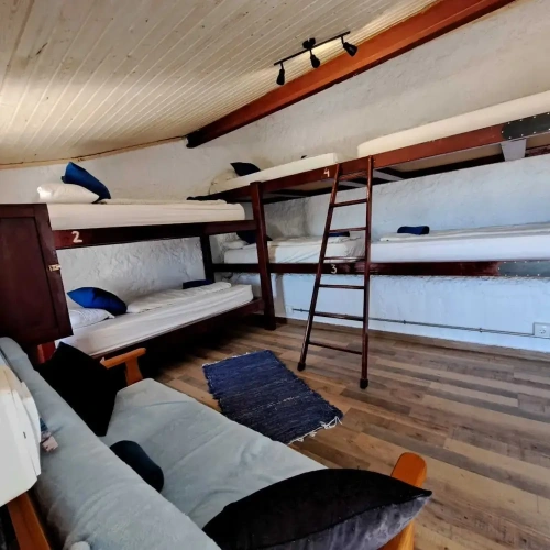 Bed in Dorm with mountain view