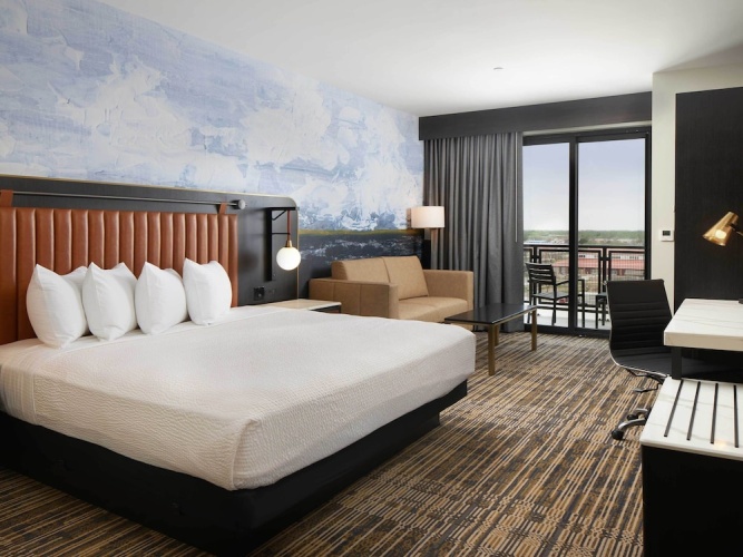 Grand Double room with balcony