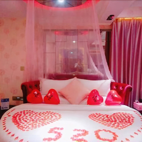 Xiaoe Smart Themed Apartment