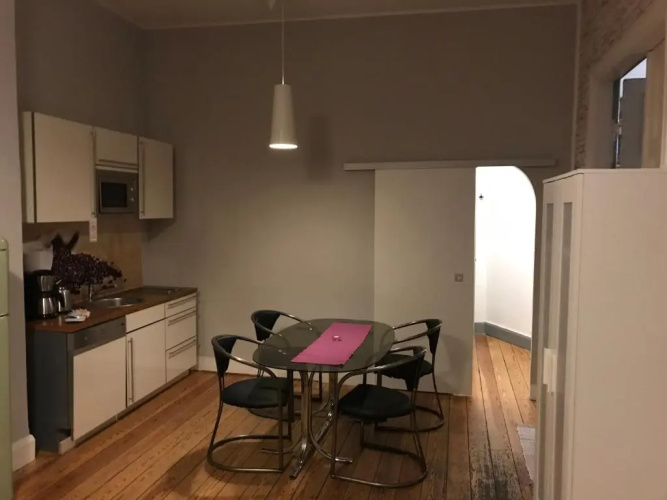 Glover Suite