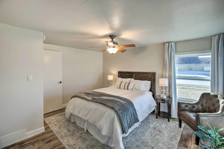Sioux Center Split-level Home w/ Game Room!