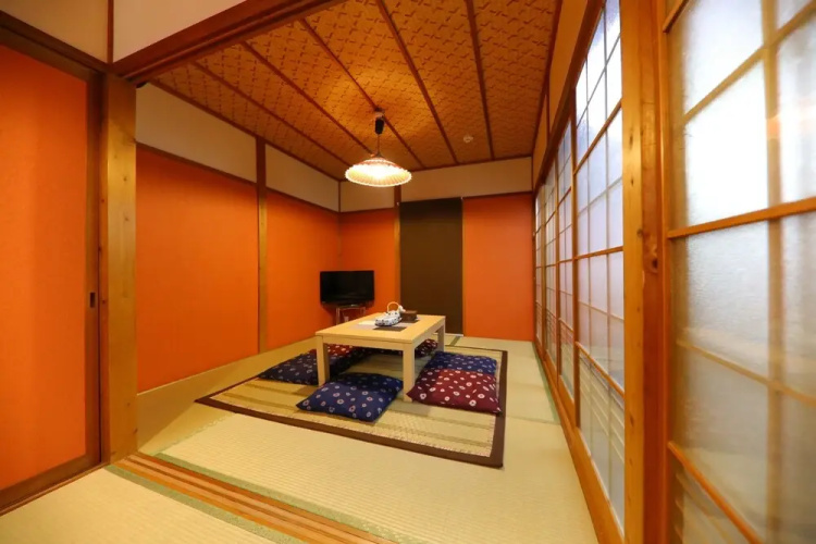 Iori house