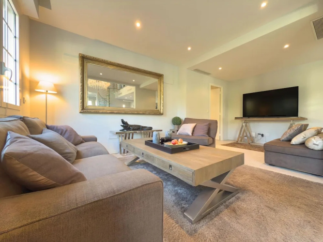 L Eclat in Cannes With 2 Bedrooms and 2 Bathrooms