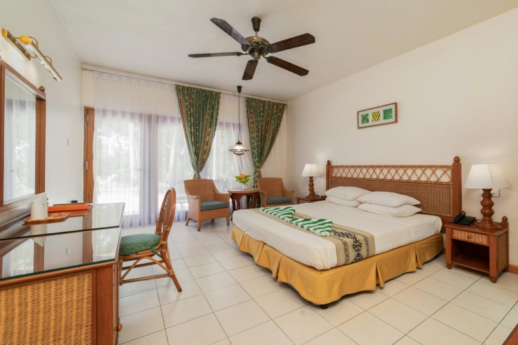 Fihalhohi Island Resort photo 11