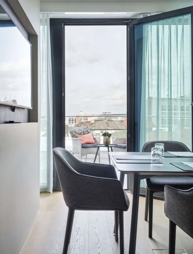 Suite with balcony