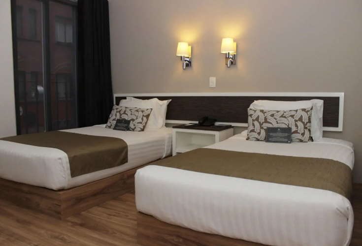 Hotel Plaza Revolución