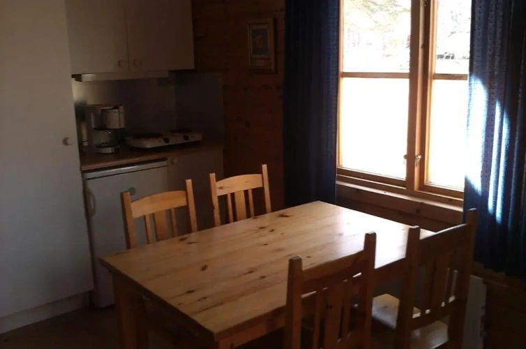 Economy Cottage