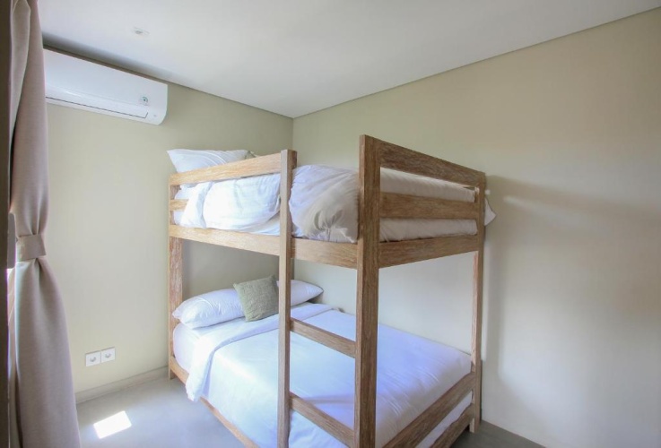 3 Bedrooms Villa