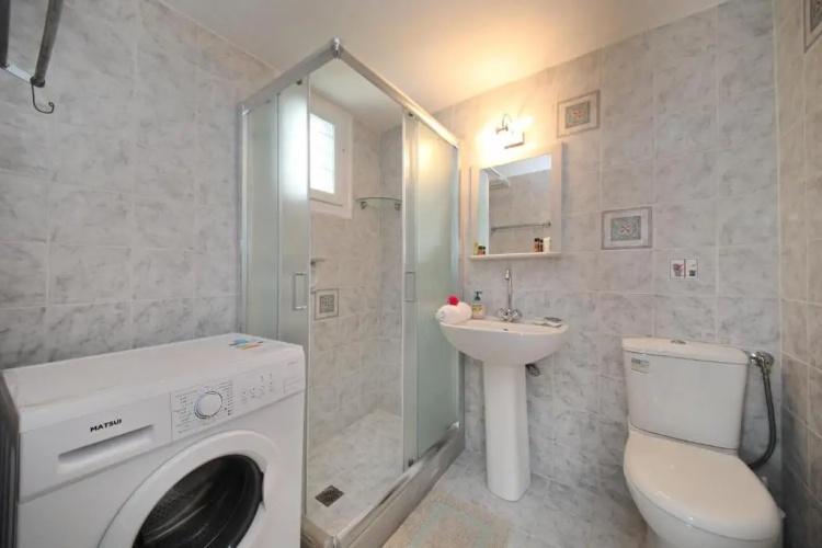 Anesis Apartment 1