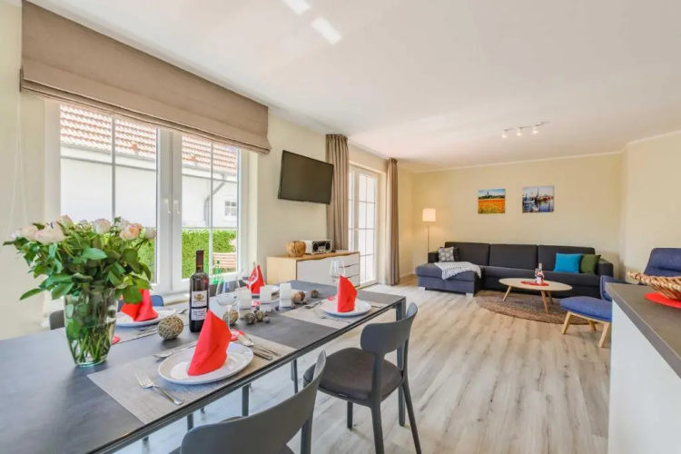 Haus Lotsenberg Apartments mit 8 Ferienwohnungen