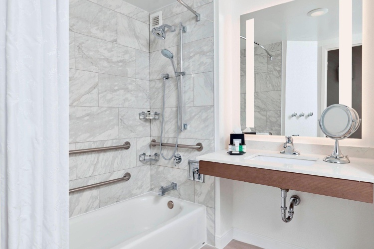 Executive Double Suite with city view