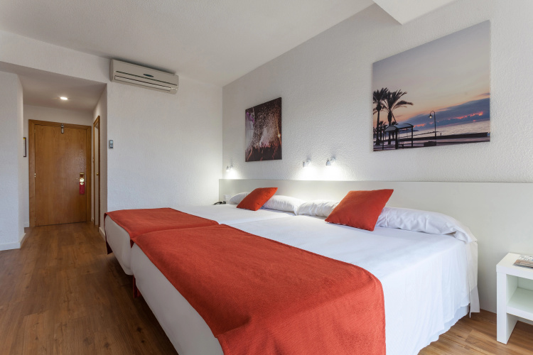 Intelier Orange Hotel