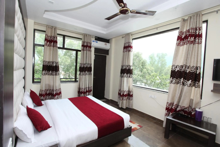 Hotel Trihari