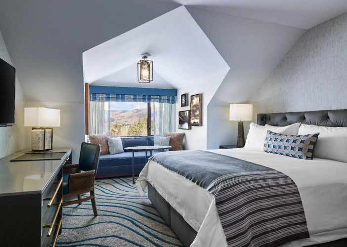 Double room with mountain view