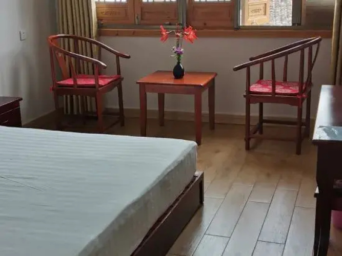 Yihong Hotel