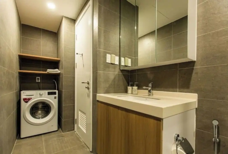 1 Bedroom Grand Suite with pool view