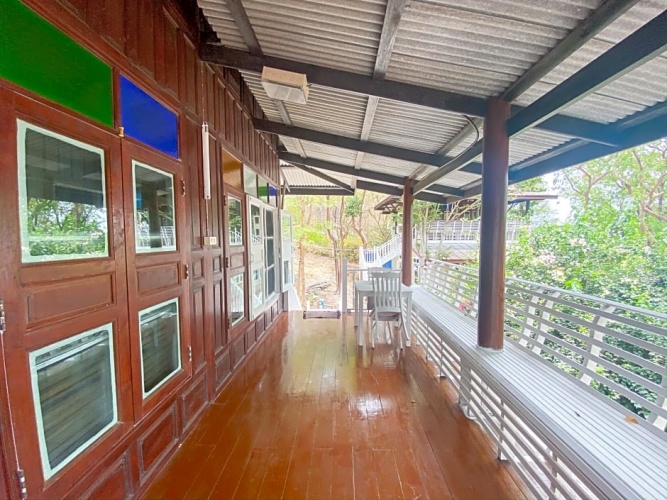 Superior Triple room with balcony