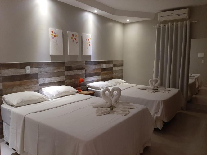 Standard Triple room