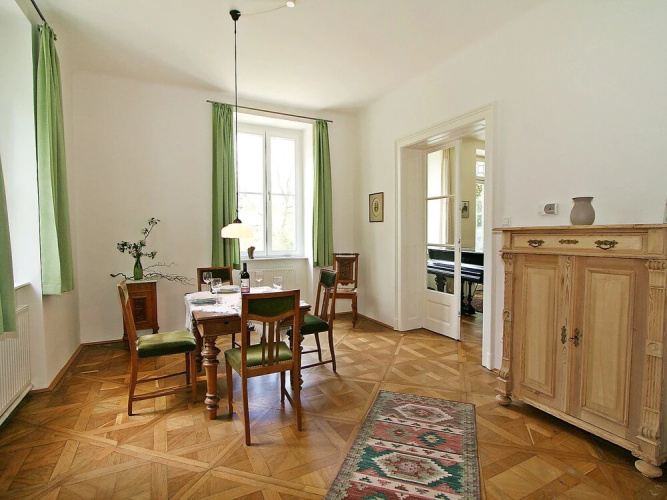 Villenapartment Neuwaldegg Wien