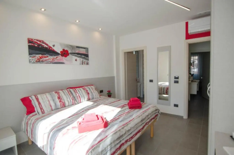 Varese Comfort Room