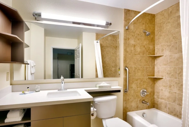 1 Bedroom Suite