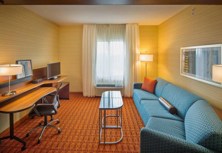 Fairfield Inn & Suites Monaca
