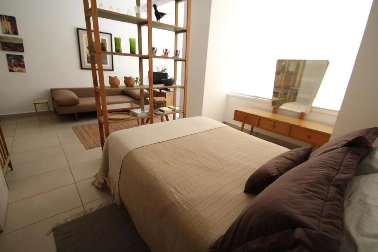 Alameda Downtown Apartment 404