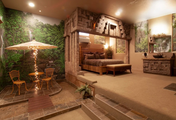 Destinations Inn