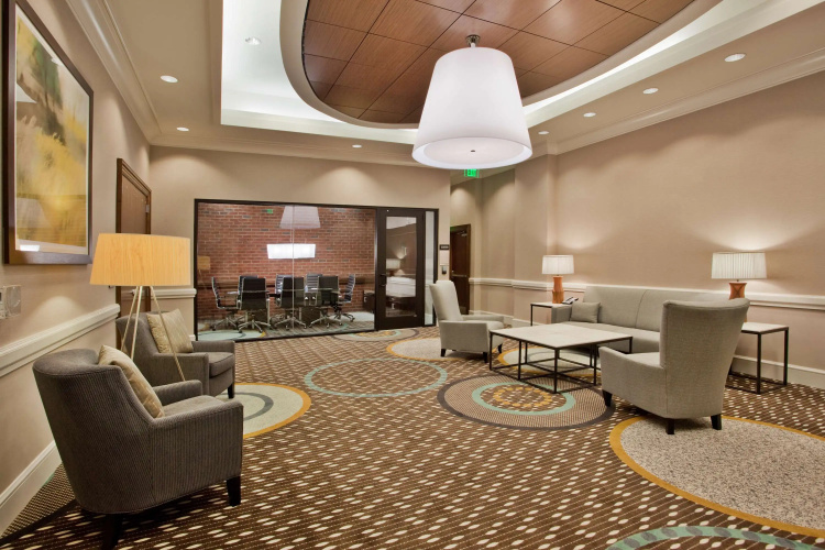 Hampton Inn & Suites Chapel Hill-Carrboro/Downtown