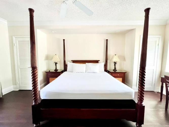1 Bedroom Suite