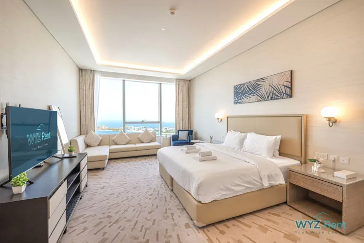 Luxurious studio in St Regis Palm View