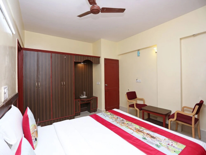 Vyshak International Hotel