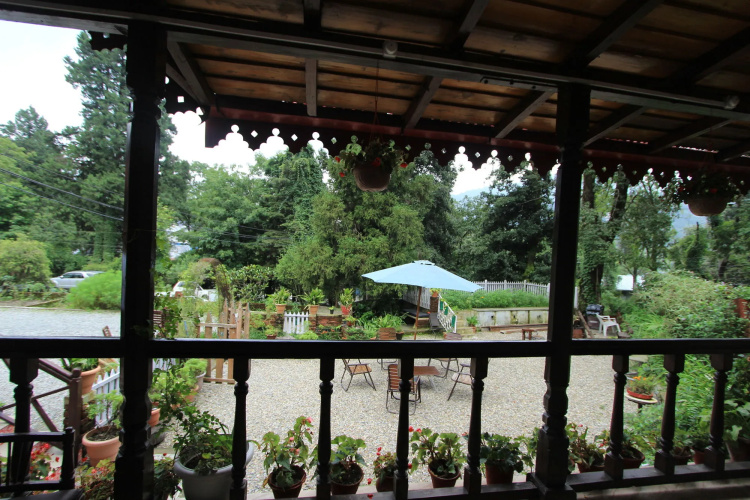Swiss Cottage