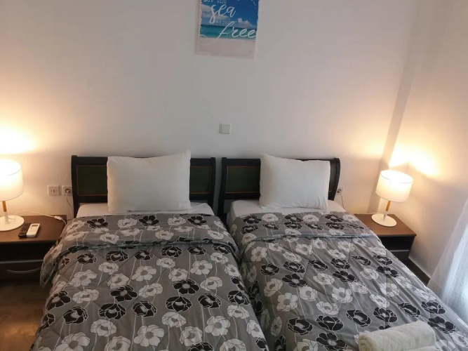 Cafe Greco Studios & Apartments