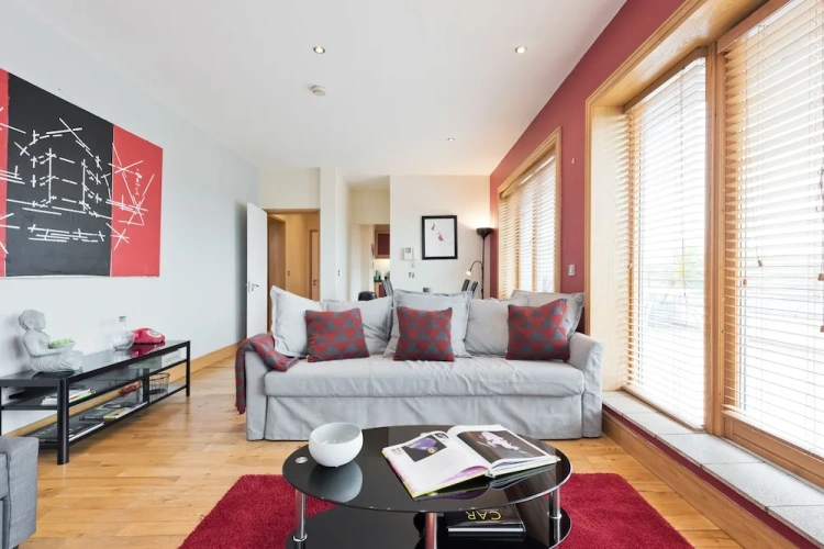 2 Bedrooms Apartment with balcony