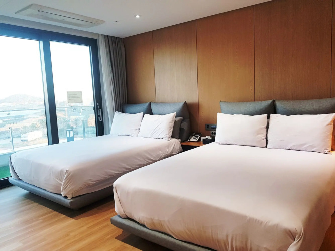 Hotel & Pool Villa Attirance