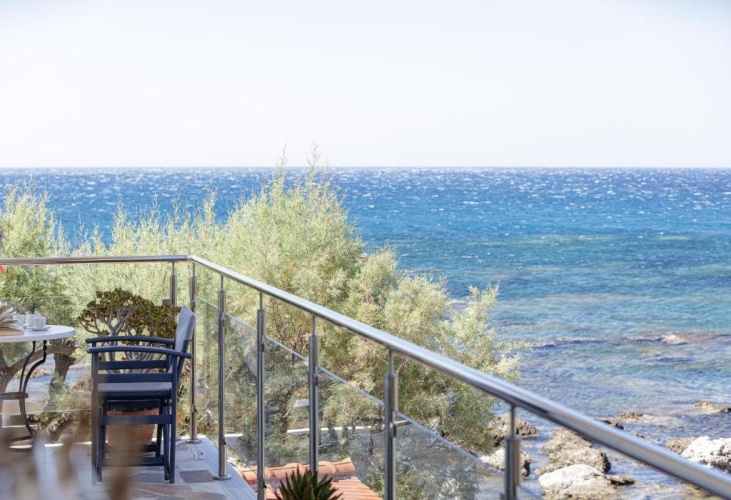 Studio with sea view
